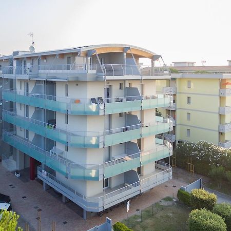 Residence Vivaldi Bibione Exteriér fotografie